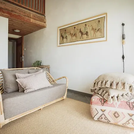 Pilguse Residency 호텔 Jogela