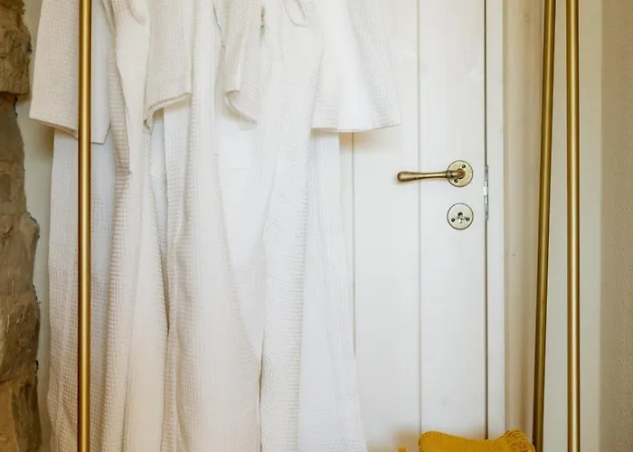 Hotel Pilguse Residency Jogela